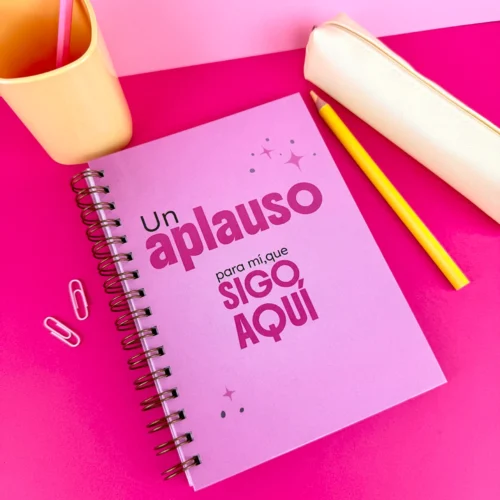 Libreta “Un aplauso para mí, que sigo aquí”